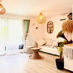 Apartman Havre De Paix Avec Jardin Et Clim En Centre De *