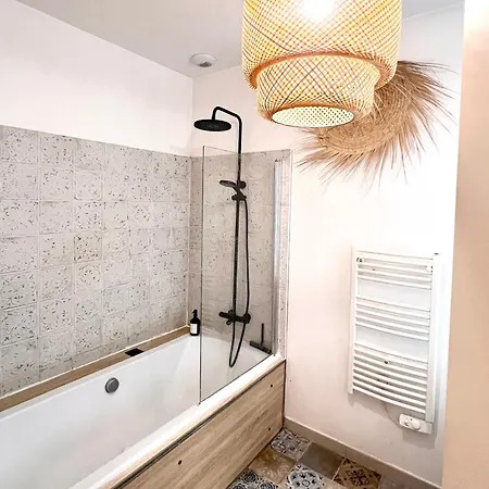 Apartamento Havre De Paix Avec Jardin Et Clim En Centre De