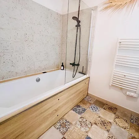 Apartamento Havre De Paix Avec Jardin Et Clim En Centre De